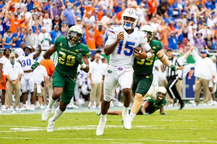 Florida Gators quarterback Anthony Richardson ran for a fourth quarter touchdown against USF.